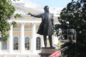 Памятник Пушкину напротив Русского музея отреставрируют к 2026 году